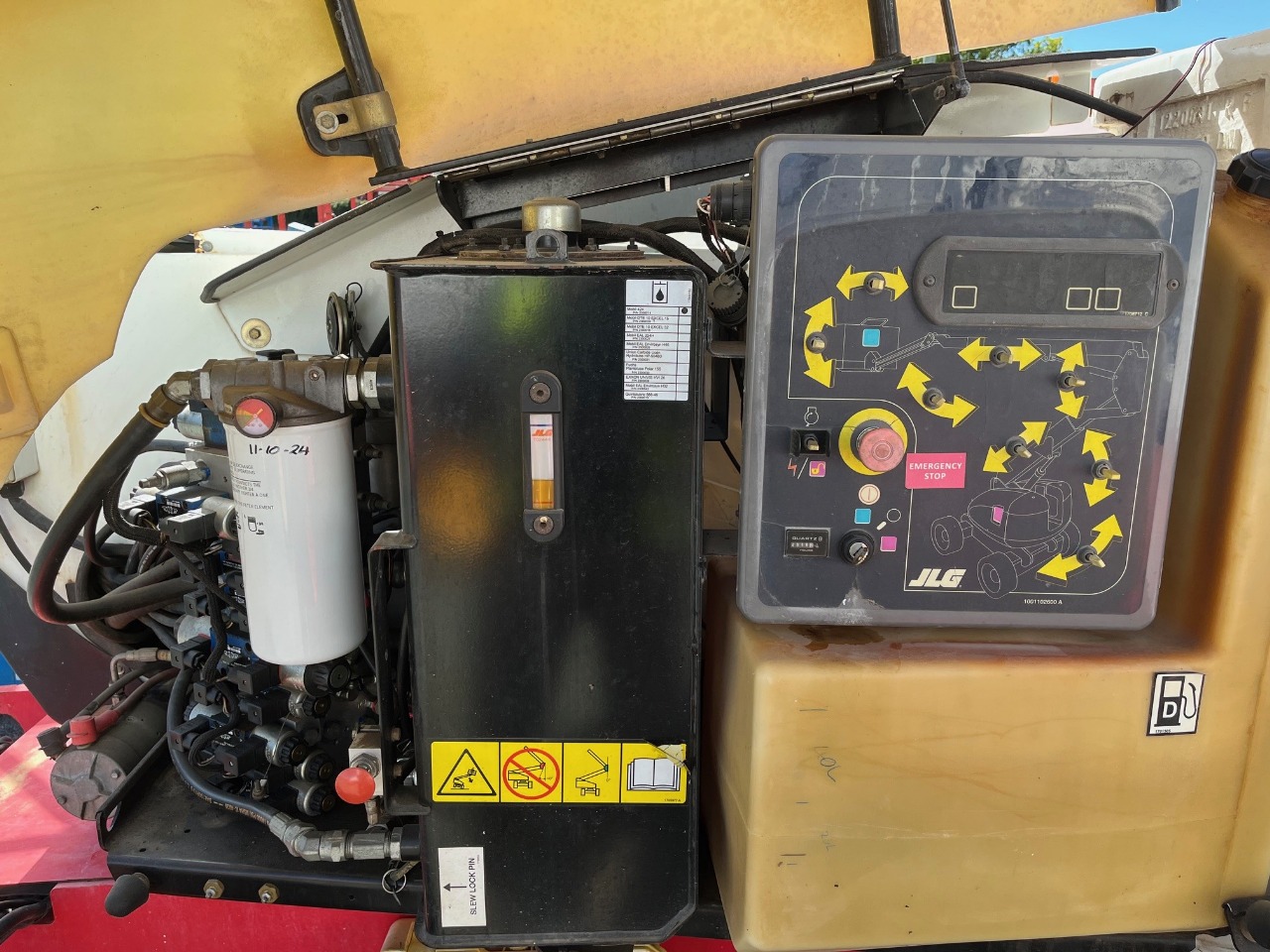 Sold - Telescopic Boom Lift - View 3